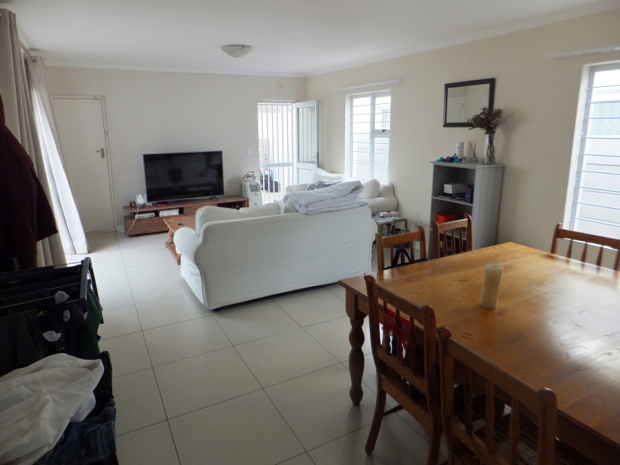 To Let 3 Bedroom Property for Rent in Sunningdale Western Cape